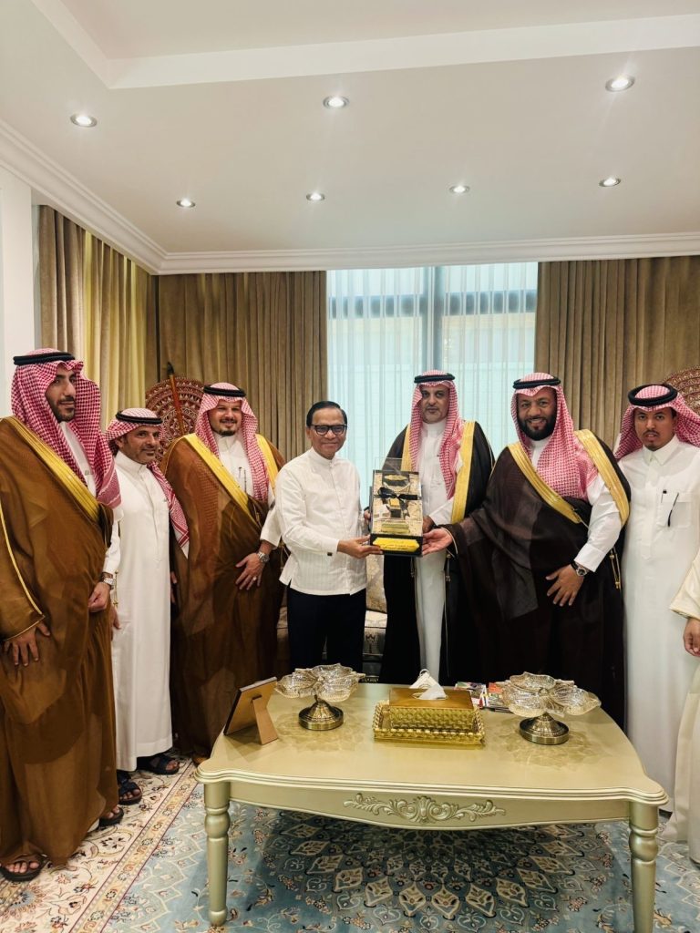 Ambassador Ameer Ajwad meets with members of the proposed Saudi - Sri Lanka Business Council to finalize arrangements