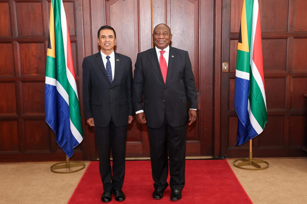 High Commissioner Air Chief Marshal Udeni Rajapaksa (Retd) Presents Credentials to South African President Cyril Ramaphosa