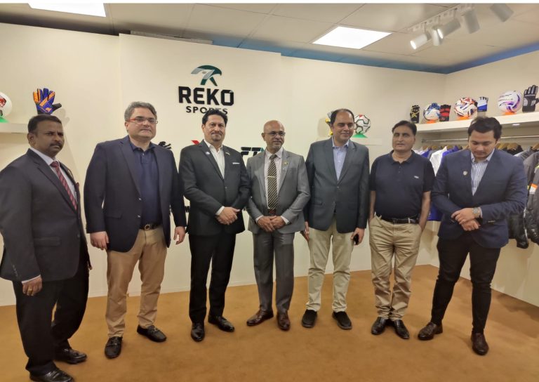 High Commissioner meets with the Chairman and members of the Gujranwala Business Centre (GBC) in Gujranwala.