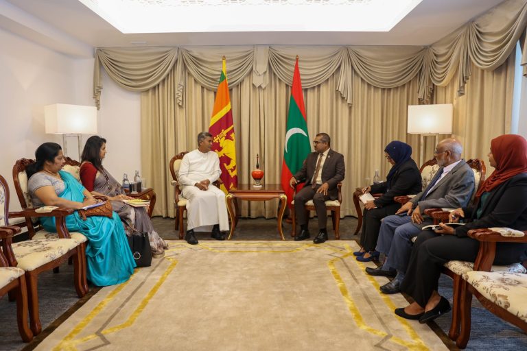 High Commissioner of Sri Lanka calls on the Minister of Foreign Affairs of Maldives