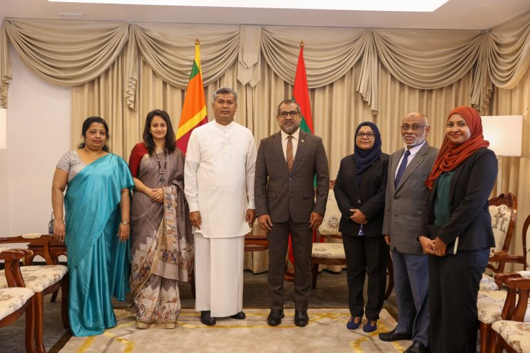 High Commissioner of Sri Lanka calls on the Minister of Foreign Affairs of Maldives